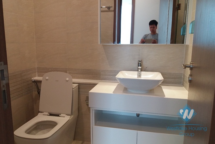 Waiting furnished two bedrooms apartment for rent in Vinhome Metropolis, Ba Dinh district, Ha Noi